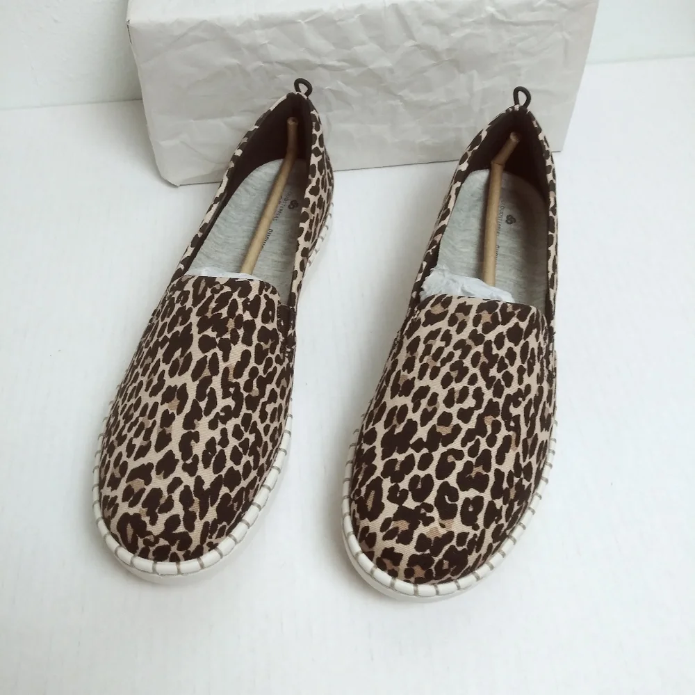 Cloudsteppers By Clarks Step Glow Jade 9W  Whipstitch Shoes Leopard Print